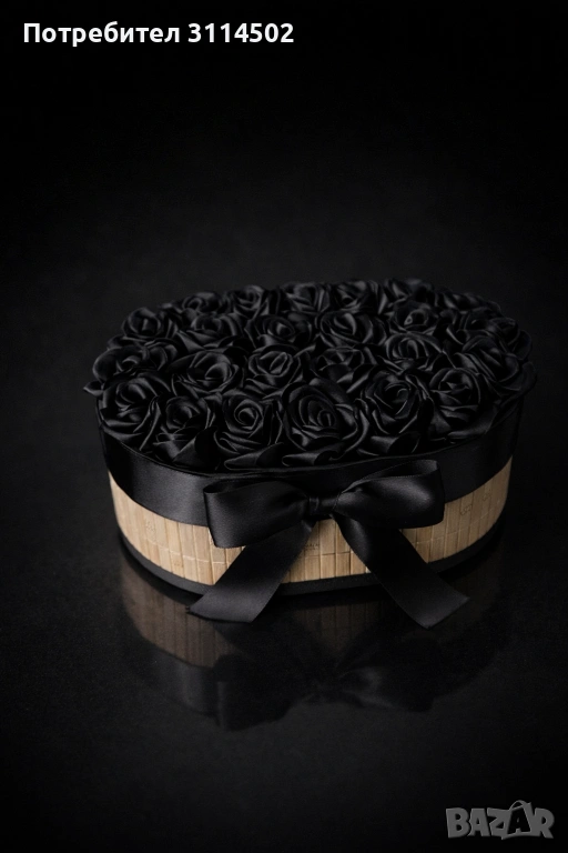 Сатенени рози в кошница, снимка 1