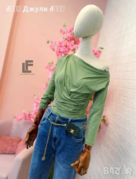 Блуза с паднало рамо в пастелно зелено, снимка 1