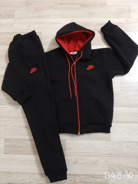 Детски ватирани екипи Nike , снимка 1