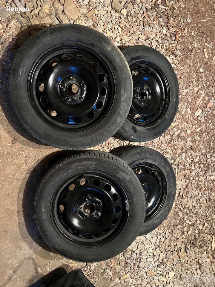 Железни джанти със зимни гуми, снимка 1