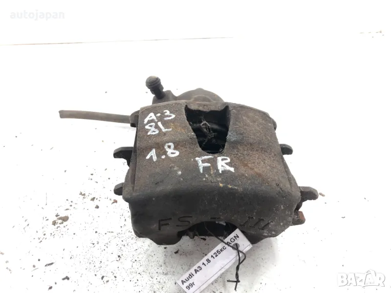 Преден десен спирачен апрат Audi A3 8l Ауди А3 8л 1,8, снимка 1