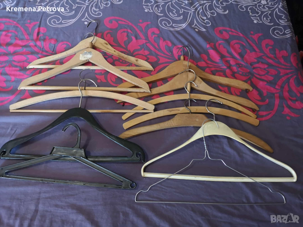 Комплект от 12 броя ретро закачалки - 8 броя дървени + 3 броя пластмасови + 1 брой метална Цена 7лв, снимка 1