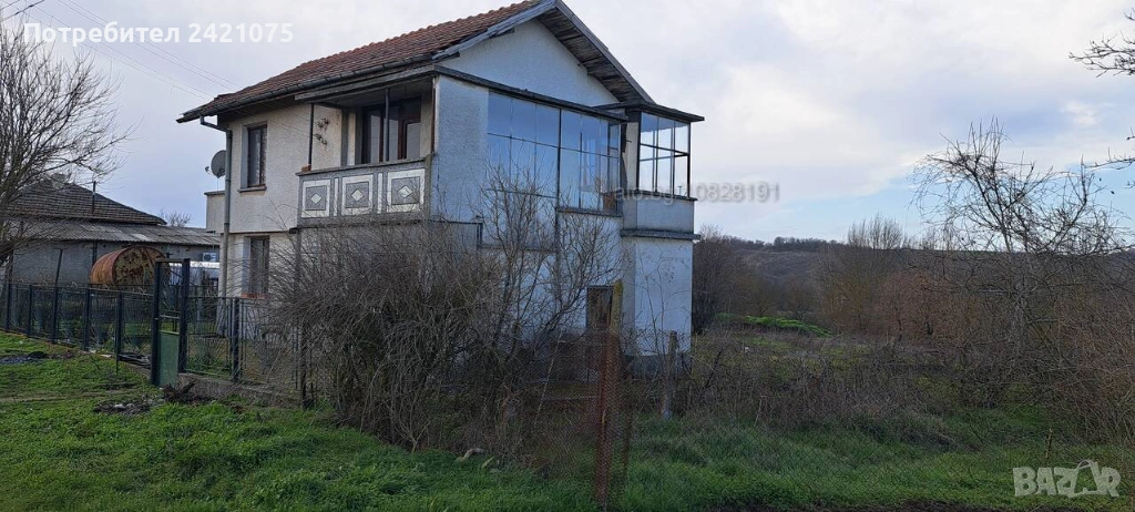 Къща за продажба с. Загорци, снимка 1