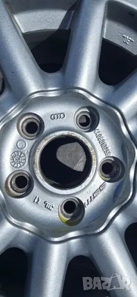 оригинална резервна джанта от Ауди 100, снимка 1