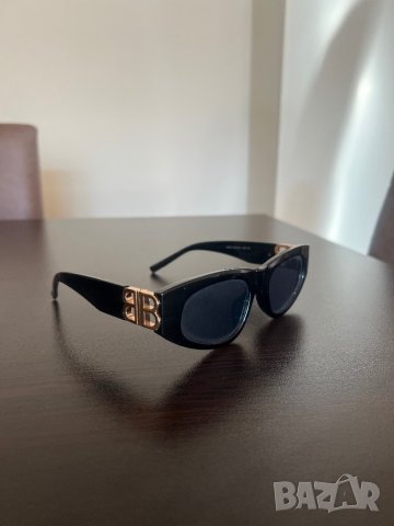 Дамски слънчеви очила , хит модели на Balenciaga , Versace , Philipp plein, снимка 4 - Слънчеви и диоптрични очила - 43955096