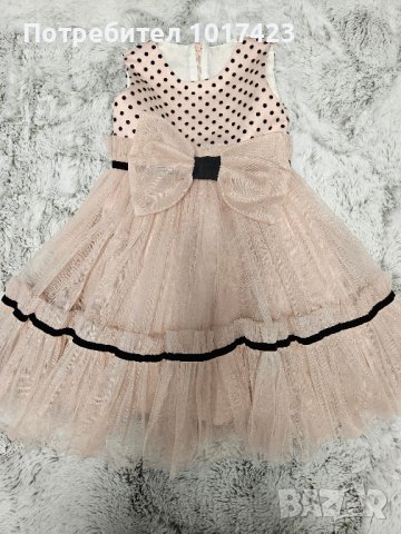 рокля на точки , снимка 2 - Детски рокли и поли - 43614451