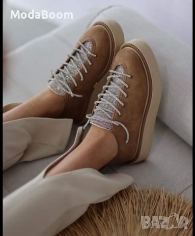 Велурени равни кецове 