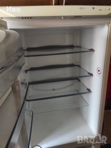 Продавам хладилник с фризер SNAIGE RF 310 – 173 см височина, снимка 9 - Хладилници - 51887158