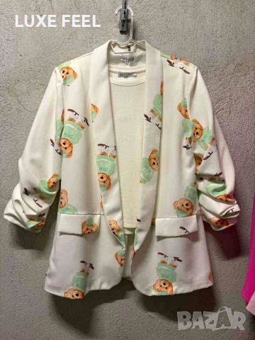 Дамско Сако с Мечета ⚜️
