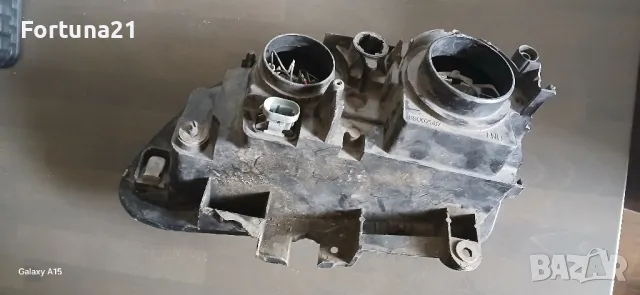 Renault Laguna - десен фар, снимка 4 - Части - 49868516