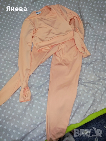 Дамски спортен комплект , снимка 2 - Спортни екипи - 51945601