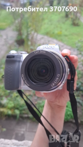 Компактен дигитален фотоапарат SONY DSC-H2, снимка 2 - Фотоапарати - 52475000