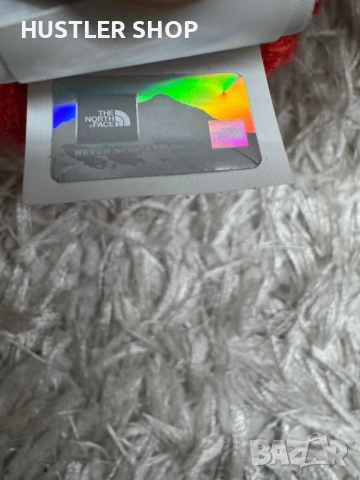 Дамска зимна шапка THE NORTH FACE , снимка 6 - Шапки - 52792912