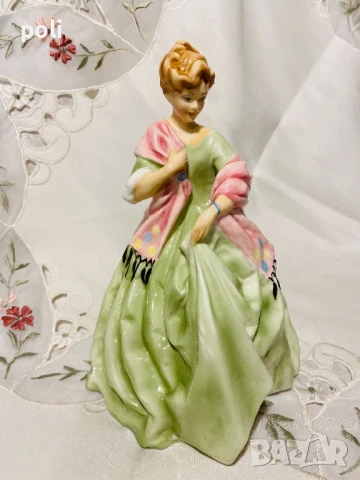 порцеланова статуетка 