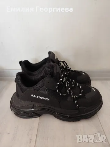 Balenciaga Triple S , снимка 2 - Маратонки - 48885790