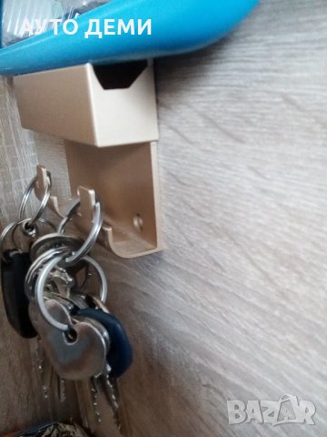 ПВЦ стойка за смартфон таблет до 7.5 инча или дистанционно за ТВ + закачалки за кола автомобил дом о, снимка 2 - Други - 33094319