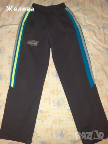 Лот от 4 долници, 2 горници, 2 блузки и 1 джинсов клин, снимка 12 - Детски комплекти - 26405362