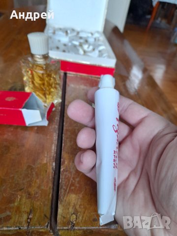 Стар Дамски комплект Розалия #2, снимка 7 - Други ценни предмети - 43451644