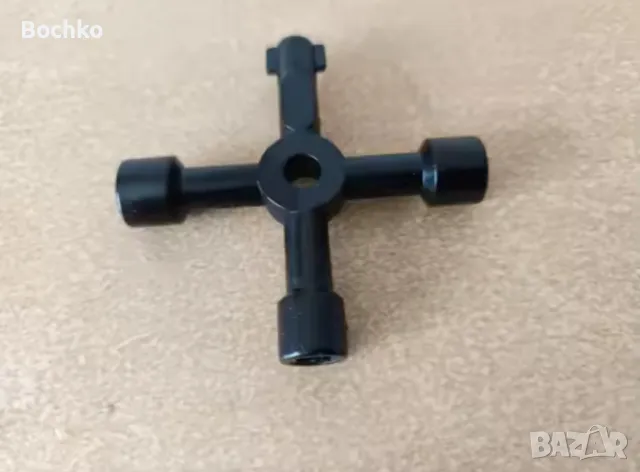 Мултифункционален 4в1 кръстат ключ за ел. табла и механизми, снимка 2 - Ключове - 50401043