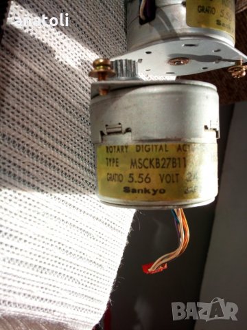 Стъпкови мотори японски sankyo, снимка 3 - Електродвигатели - 28027869