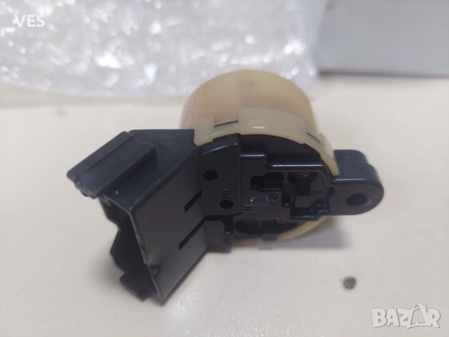 Клеморед Митсубиши Грандис, снимка 2 - Части - 51971914