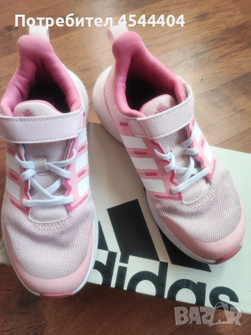 Детски маратонки "Адидас"