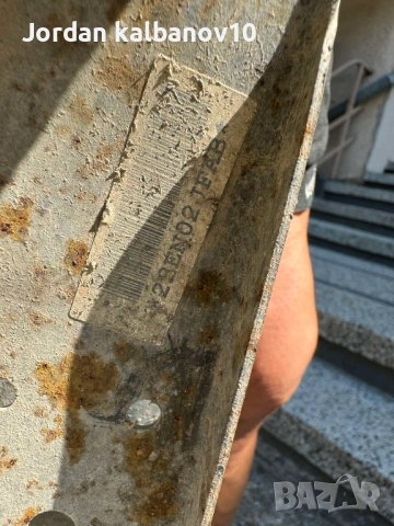 Окачване от задна лява страна на Туаран Touran само за 150Eur., снимка 11 - Части - 53309338