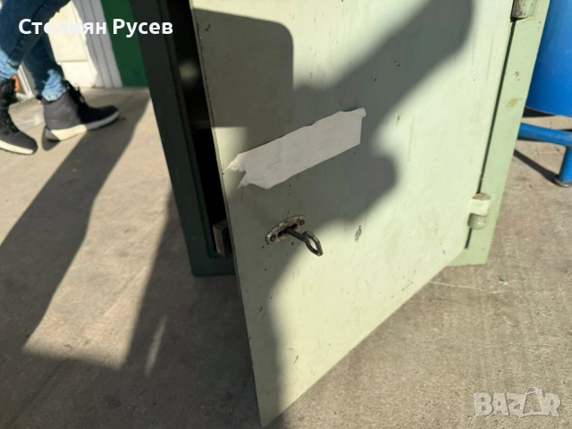 каса сейф 111255 от истинско желязо ! ! ! 57/60см цена 143 лв или  73,11 евро smr - 57 /60 см размер, снимка 6 - Други стоки за дома - 52742112