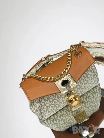 чанти michael kors , снимка 9 - Чанти - 51388135