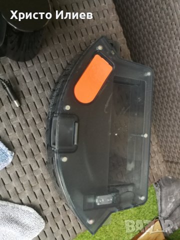 Робот прахосмукачка Venga за сухо и мокро почистване, снимка 14 - Прахосмукачки - 43270461