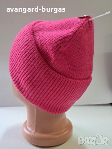 332 Дамска плетена шапка,ангора-бутикова, снимка 3 - Шапки - 52537838