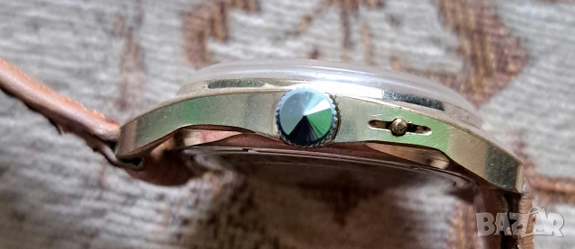 Часовник Слава СССР , снимка 7 - Антикварни и старинни предмети - 43940993