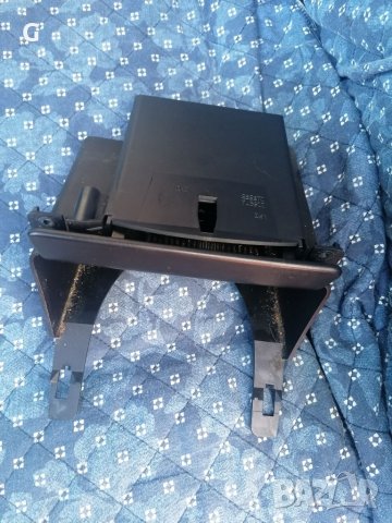 Пепелник Пежо 307 , снимка 8 - Части - 39160243