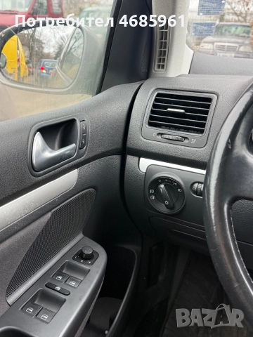 Golf 5 1.6 , снимка 3 - Автомобили и джипове - 52828615