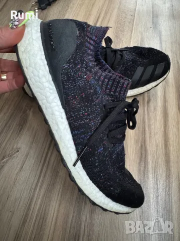 Оригинални маратонки Adidas UltraBoost Performance! 43 н, снимка 5 - Маратонки - 49026722