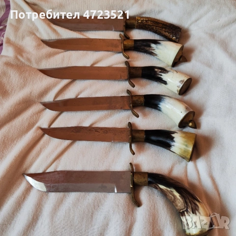 Колекция от автентични ловджийски ножове 