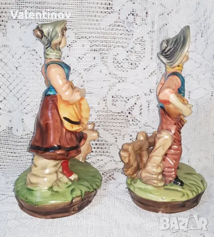Две старинни керамични статуетки , снимка 2 - Статуетки - 48157793