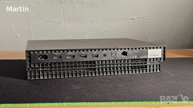Xbox One X 1 TB + 2 контролера + 7 игри, снимка 7 - Xbox конзоли - 53139695
