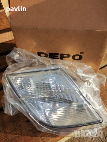 Нисан микра десен мигач