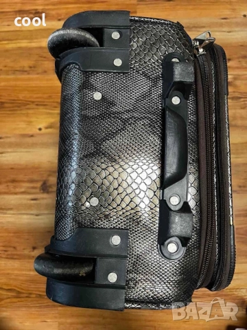 Стилен куфар BOSSANA – с колелца и телескопична дръжка, снимка 4 - Други стоки за дома - 51974487