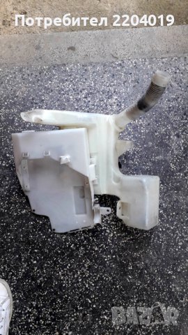 Казанче-течност за чистачки за Форд-С Маx,Галакси + датчик за нивото.., снимка 3 - Части - 38141655