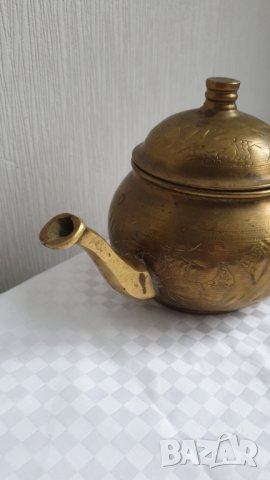 Малък бронзов чайник, снимка 3 - Антикварни и старинни предмети - 43203492