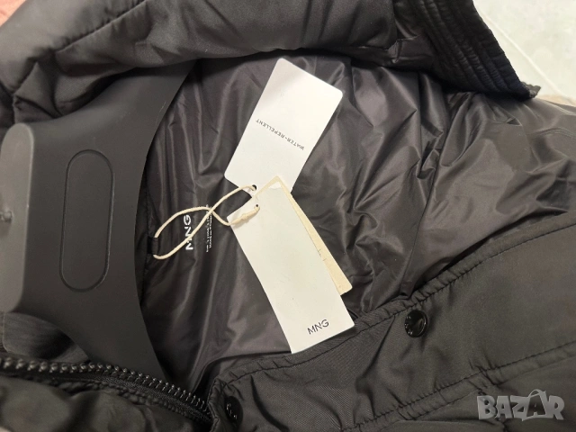 MANGO уникално дамско черно  зимно яке , снимка 12 - Якета - 43635838