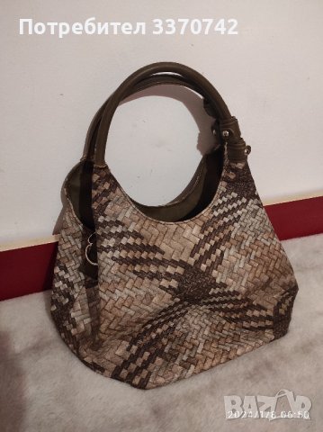продавам дамска чанта , снимка 2 - Чанти - 43728253