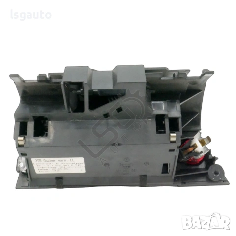 Пепелник Volkswagen Touran I 2003-2010 ID: 157372, снимка 3 - Части - 53184041