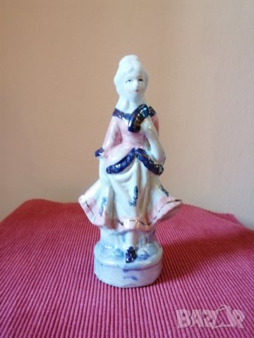 Порцеланова статуетка. , снимка 8 - Антикварни и старинни предмети - 28405049