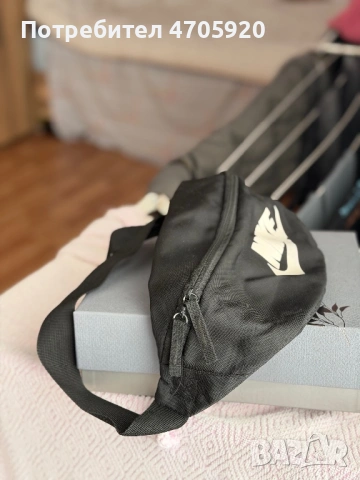 Оригинална чанта Nike през рамо, снимка 2 - Чанти - 53524744