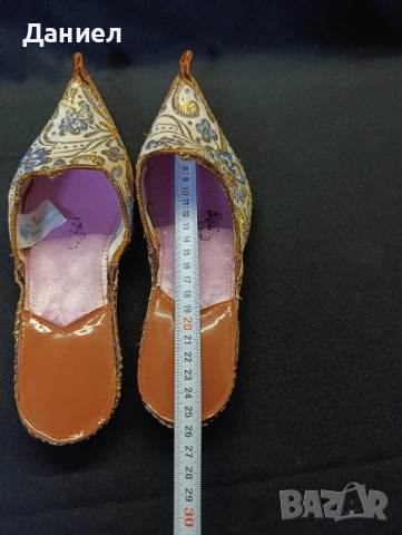 Азербайджански чехли , снимка 4 - Антикварни и старинни предмети - 53484952