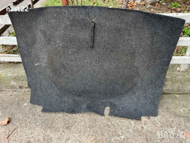 Долна кора за багажник Фолксваген Голф 5-40 лева, снимка 2 - Части - 52644151