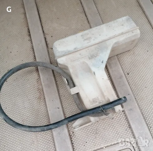 Казанче Антифриз Nissan X-Trail 2.2 T30, снимка 4 - Части - 47930333